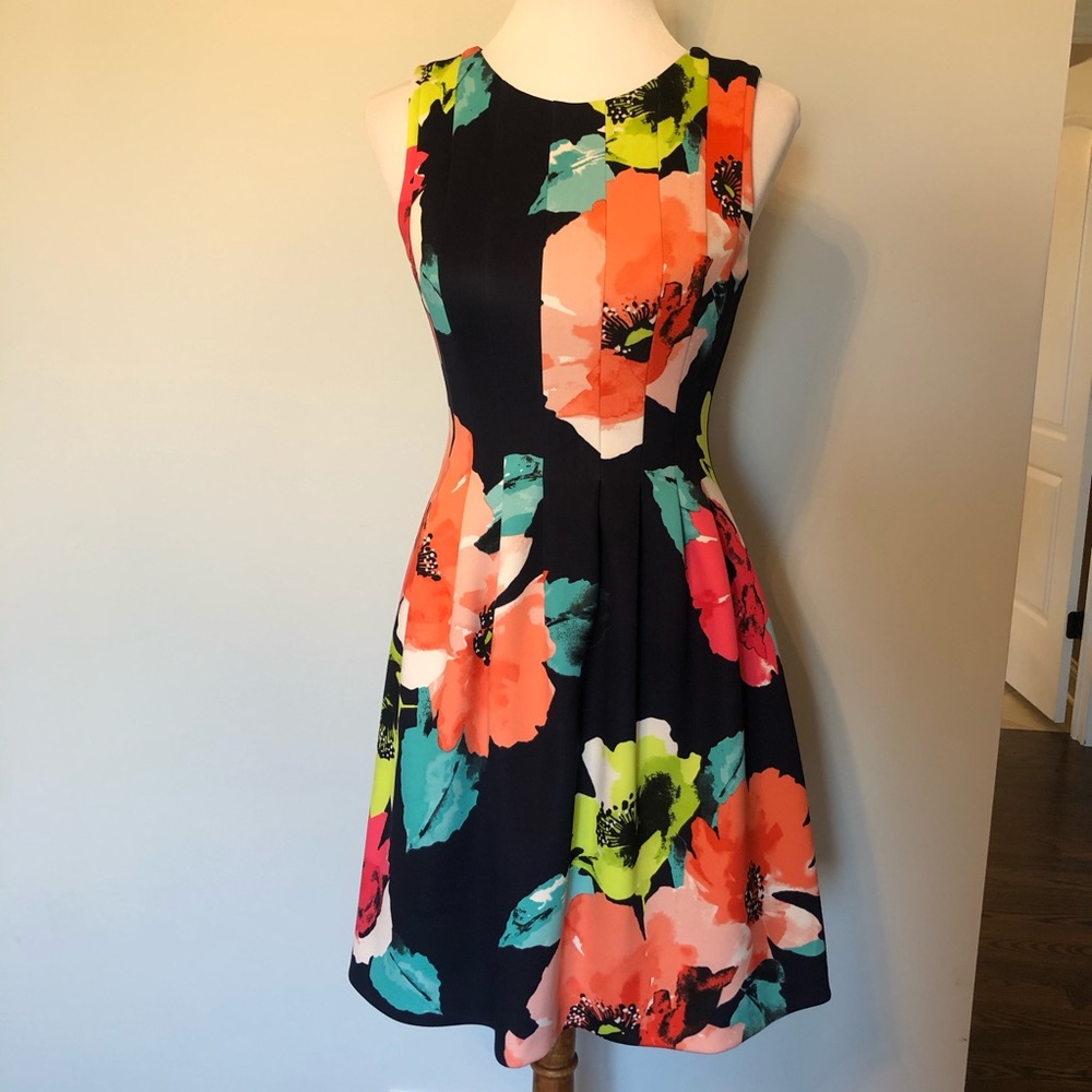 Vince Camuto Fit and Flare Dress size 4